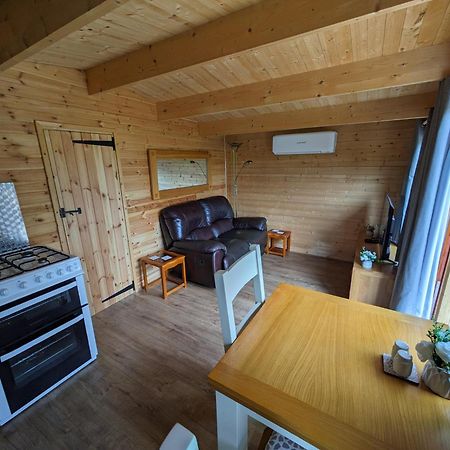 Cosy Cabin Stock Eksteriør billede